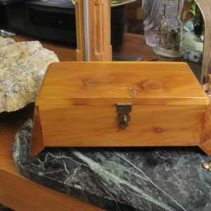 Cedar pine box