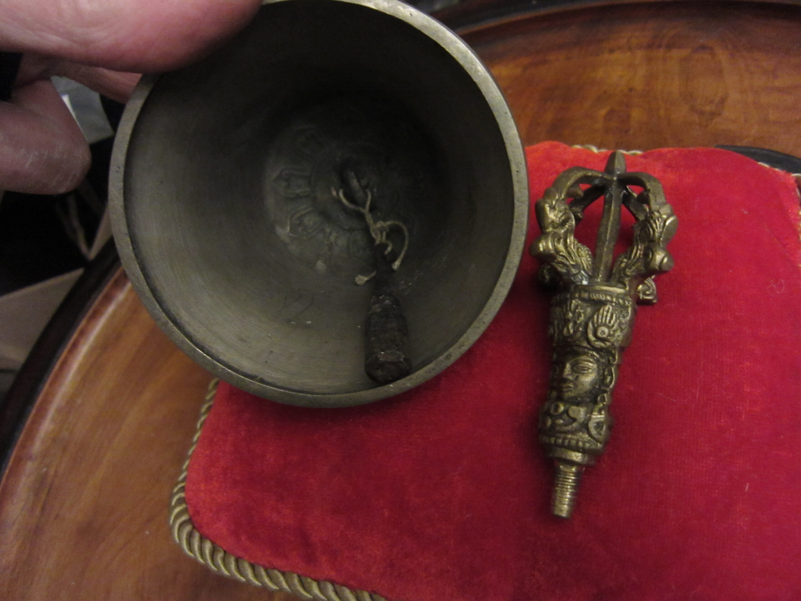 Fine Tibet Tibetan Bronze Temple Hand Bell.
